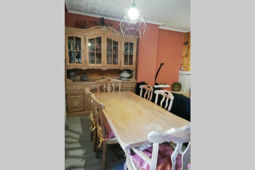 Casa Con Terraza/Confortable House With Terrace Aigues Екстер'єр фото