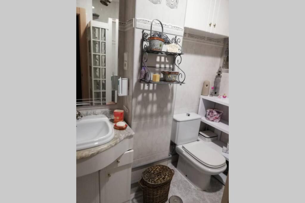 Casa Con Terraza/Confortable House With Terrace Aigues Екстер'єр фото