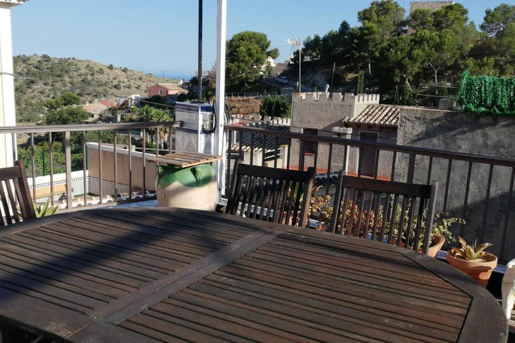 Casa Con Terraza/Confortable House With Terrace Aigues Екстер'єр фото